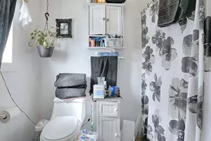 422 E Citrus Ave, Eustis, FL 32726 - Photo 13