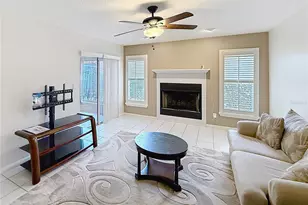 817 Berry Hill Cir, Fruitland Park, FL 34731 - Photo 13