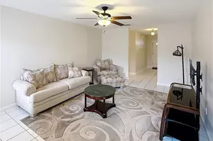 817 Berry Hill Cir, Fruitland Park, FL 34731 - Photo 15