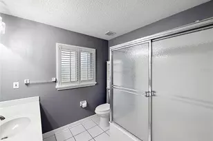 817 Berry Hill Cir, Fruitland Park, FL 34731 - Photo 29