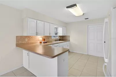 1547 Lake Villa Drive, Tavares, FL 32778 - Photo 13