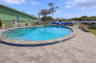 252 Pinewood Dr, Eustis, FL 32726 - Photo 33