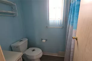 252 Pinewood Dr, Eustis, FL 32726 - Photo 17