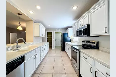 26815 White Plains Way, Leesburg, FL 34748 - Photo 15