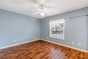 5732 Freeport Dr, Tavares, FL 32778 - Photo 17