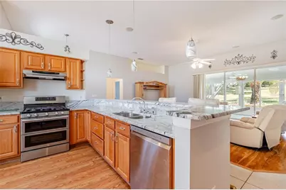 5732 Freeport Drive, Tavares, FL 32778 - Photo 9