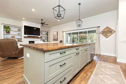 9036 County Road 121, Wildwood, FL 34785 - Photo 13