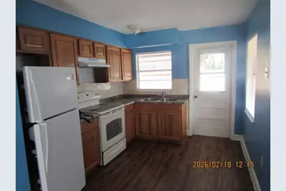 720 Warfield Avenue, Wildwood, FL 34785 - Photo 3