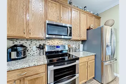 13000 Yale Bluff Drive, Grand Island, FL 32735 - Photo 7