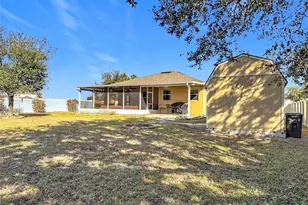 13000 Yale Bluff Dr, Grand Island, FL 32735 - Photo 37