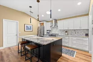 1483 Emma Pl, The Villages, FL 32163 - Photo 13