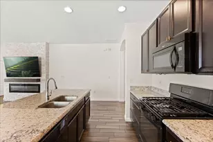 2283 Sabastian St, Mount Dora, FL 32757 - Photo 7