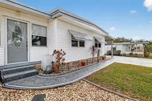 156 Royal Palm Dr, Leesburg, FL 34748 - Photo 3