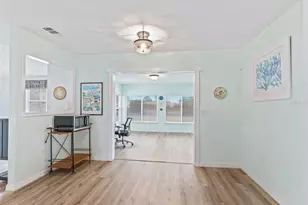 1605 Selkirk Dr, Leesburg, FL 34788 - Photo 11