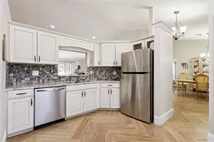 33004 Joel Ct, Leesburg, FL 34788 - Photo 13