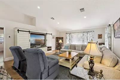 33004 Joel Court, Leesburg, FL 34788 - Photo 9