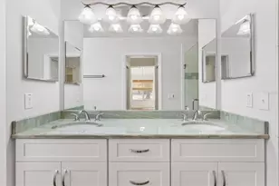 333 Chula Vista Ave, The Villages, FL 32159 - Photo 17