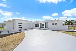 2210 Blackwood Dr, Venice, FL 34293 - Photo 35