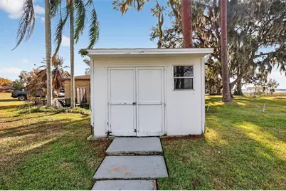 33225 Lakeshore Drive, Tavares, FL 32778 - Photo 45