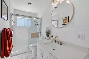 33225 Lakeshore Dr, Tavares, FL 32778 - Photo 31