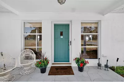 33225 Lakeshore Drive, Tavares, FL 32778 - Photo 9