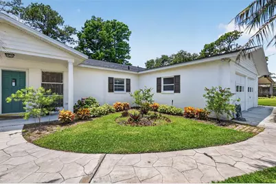 33225 Lakeshore Drive, Tavares, FL 32778 - Photo 7