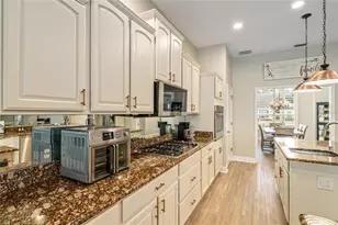 8645 SE 177th Grassmere St, The Villages, FL 32162 - Photo 15