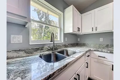 919 Cr 482C, Lake Panasoffkee, FL 33538 - Photo 15