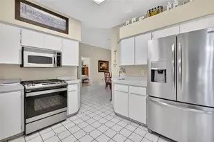 21618 Queen Elizabeth Ct, Leesburg, FL 34748 - Photo 21