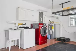 1833 W Schwartz Blvd, The Villages, FL 32159 - Photo 37