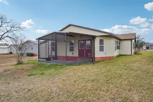 1833 W Schwartz Blvd, The Villages, FL 32159 - Photo 41