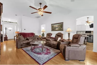 1462 Pelican Path, The Villages, FL 32162 - Photo 5