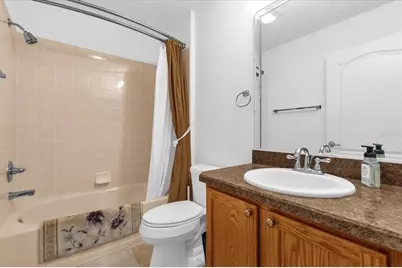 1462 Pelican Path, The Villages, FL 32162 - Photo 19