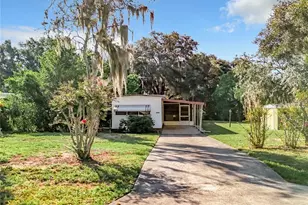 13145 Plum Lake Cir, Minneola, FL 34715 - Photo 3