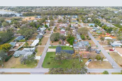 1310 E Crooked Lake Drive, Eustis, FL 32726 - Photo 35
