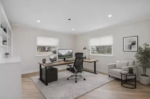 1310 E Crooked Lake Dr, Eustis, FL 32726 - Photo 23