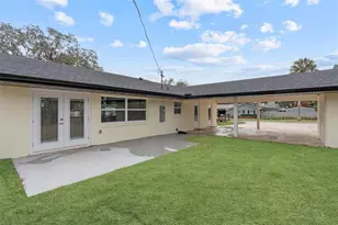 1310 E Crooked Lake Dr, Eustis, FL 32726 - Photo 35