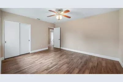 107 E Magnolia Avenue, Howey in the Hills, FL 34737 - Photo 25