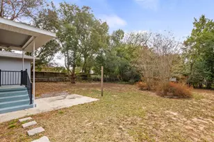 107 E Magnolia Ave, Howey in the Hills, FL 34737 - Photo 29