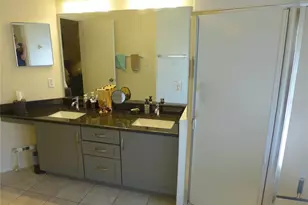 2739 Bayview Dr, Eustis, FL 32726 - Photo 17