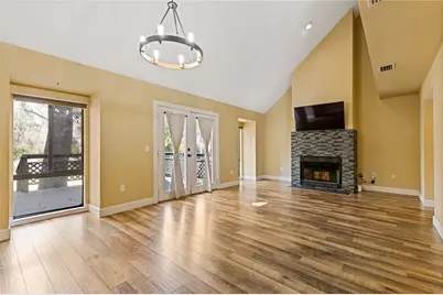 1621 NE 2nd Street #302, Ocala, FL 34470 - Photo 7