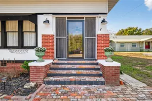 740 Summit St, Eustis, FL 32726 - Photo 3