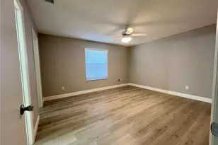 1305 Leone Ln, The Villages, FL 32159 - Photo 9