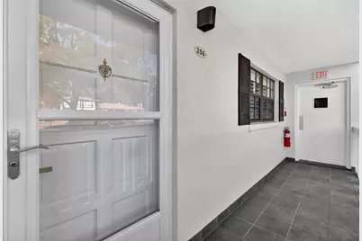 101 N Grandview Street #206, Mount Dora, FL 32757 - Photo 3