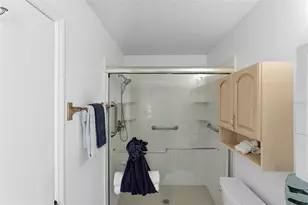 432 Hildalgo Dr, The Villages, FL 32159 - Photo 9