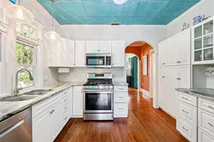 832 E 9th Ave, Mount Dora, FL 32757 - Photo 13