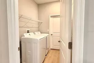 132 W Prairie St, Center Hill, FL 33514 - Photo 23