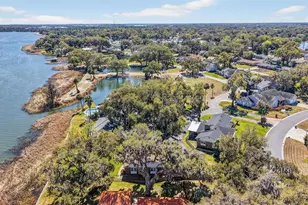 1404 Regency Ct, Leesburg, FL 34748 - Photo 37