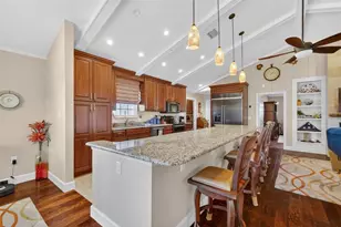 1404 Regency Ct, Leesburg, FL 34748 - Photo 17