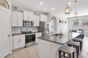 401 Halter Dr, Apopka, FL 32712 - Photo 3